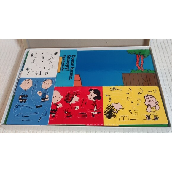Peanuts Retro Reproduction, Snoopy Colorforms Classics Set -NOB - Picture 6 of 16